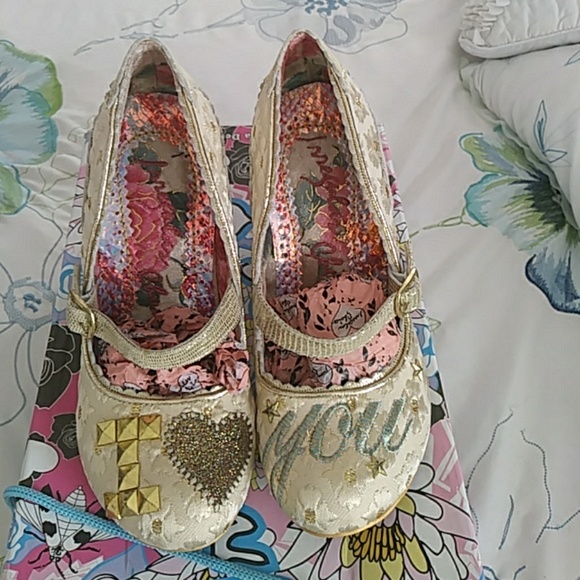 irregular choice i love you